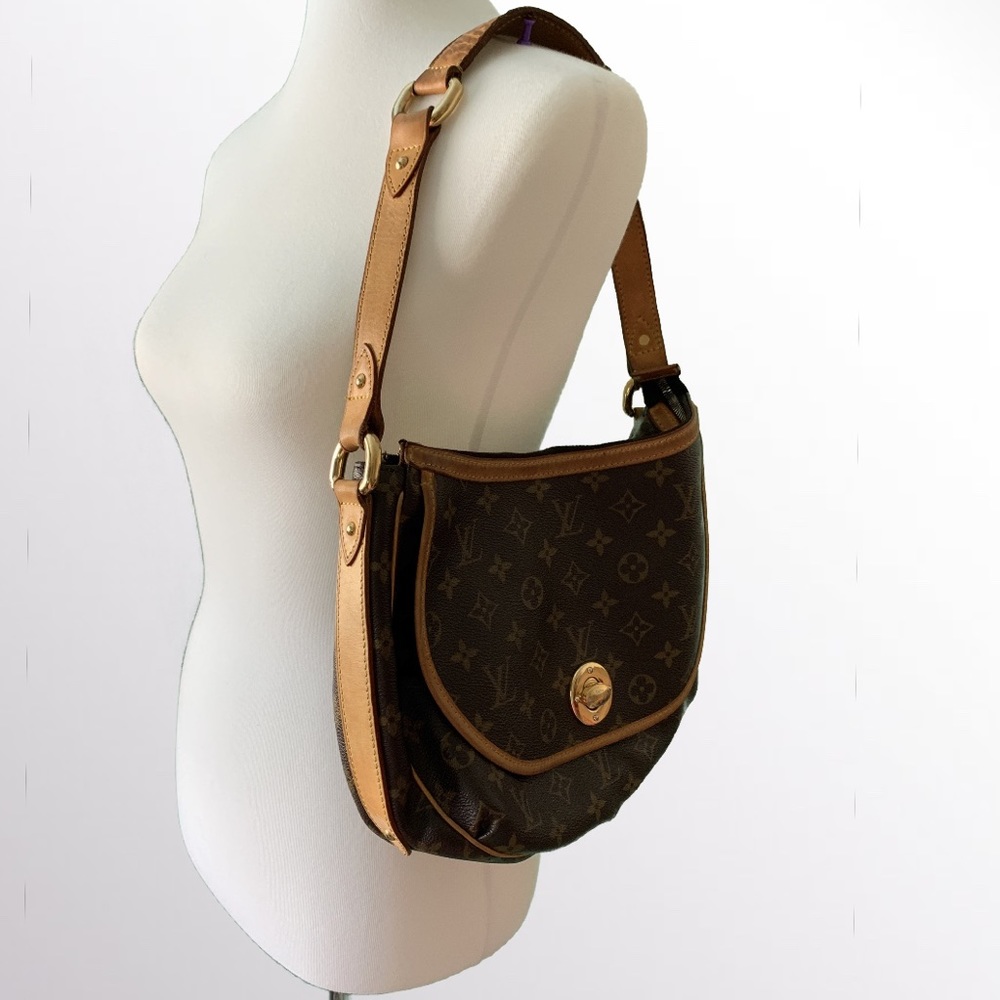 **SOLD**Extra Pix Louis Vuitton - Picture 1 of 2